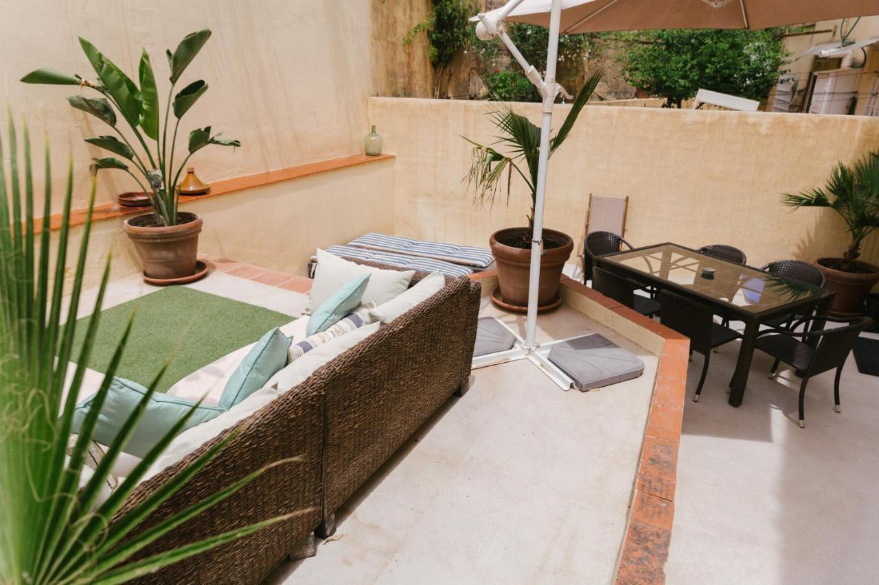 Апартаменты Ambb-Private Patio-Steps Away From Old Town Малага Экстерьер фото