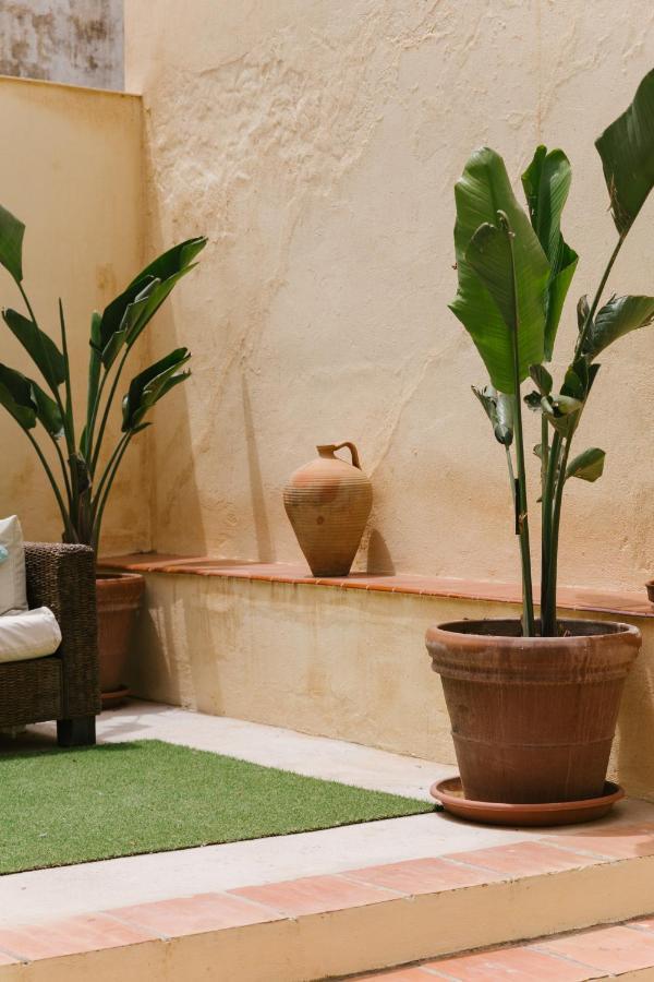 Апартаменты Ambb-Private Patio-Steps Away From Old Town Малага Экстерьер фото